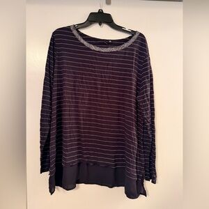 New Directions Curvy, black and metallic silver striped ladies top, women’s 2XL